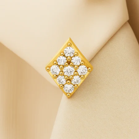 Regalia Rhombus Diamond Nose Pin